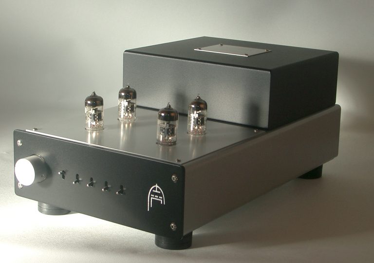 Premier Line-phono pre-amplifier
